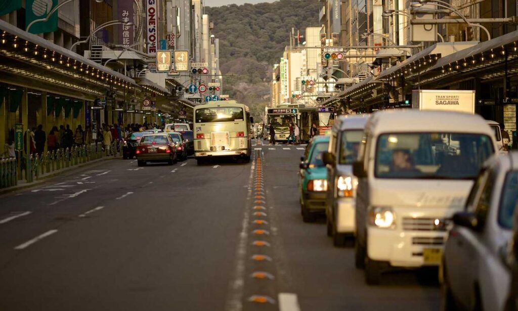 23000 pesos mexicanos a chilenos