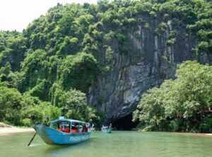 Lerakuty Cave